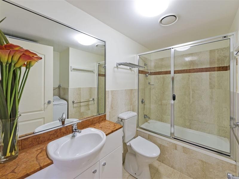 165 Main Street, Kangaroo Point QLD 4169