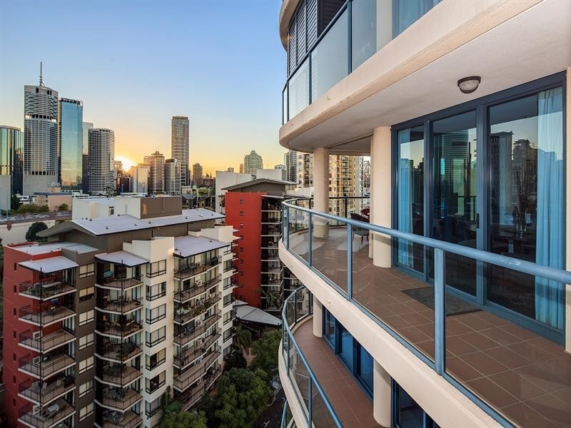 49/8 Goodwin Street, Kangaroo Point QLD 4169