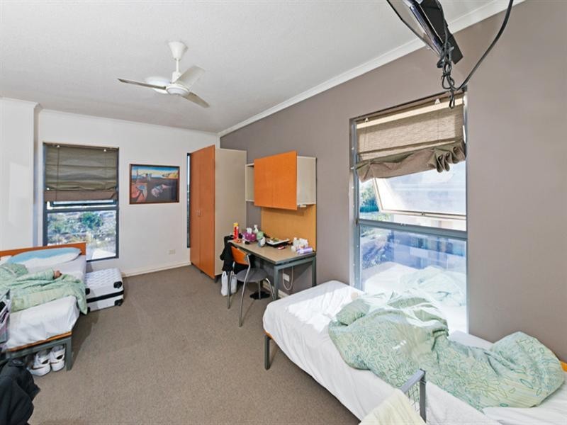 711/9 Castlebar Street, Kangaroo Point QLD 4169