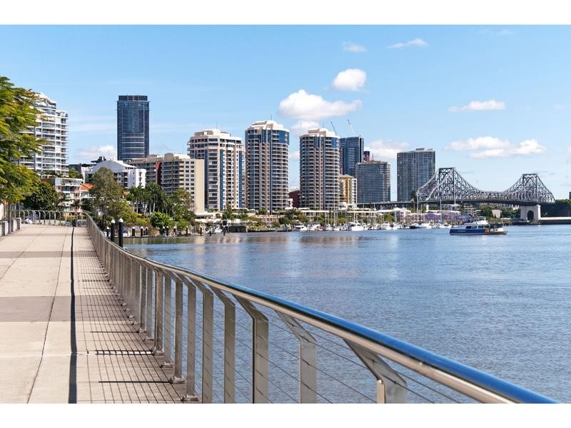 711/9 Castlebar Street, Kangaroo Point QLD 4169