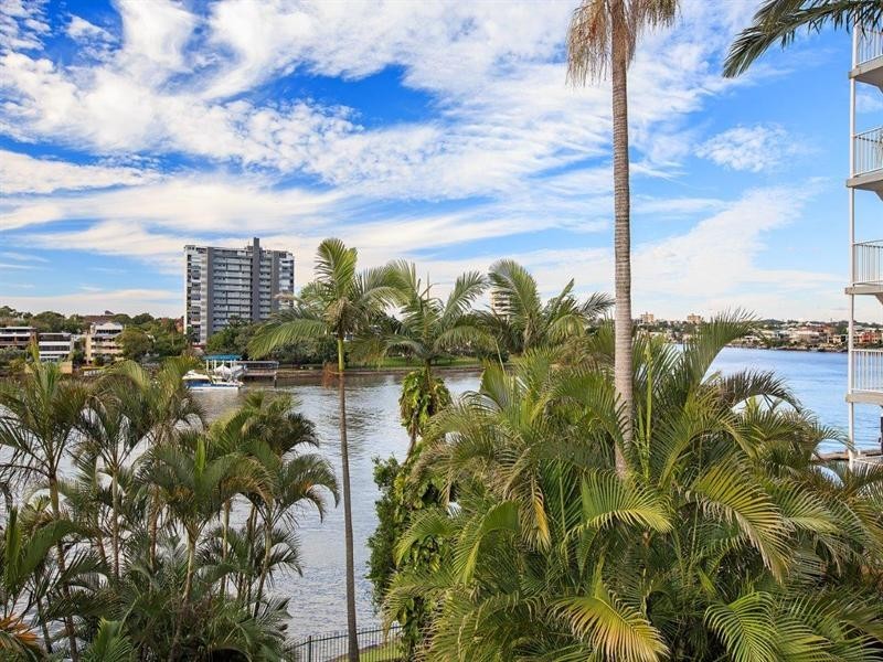 1/56 Thorn Street, Kangaroo Point QLD 4169