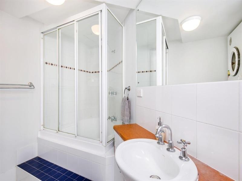 1/56 Thorn Street, Kangaroo Point QLD 4169