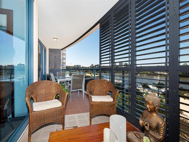 21/2 Goodwin Street, Kangaroo Point QLD 4169