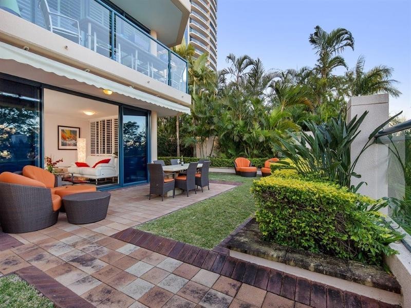 1/2 Goodwin Street, Kangaroo Point QLD 4169