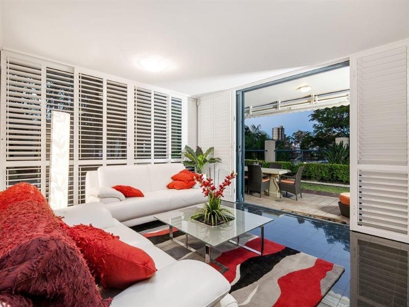 1/2 Goodwin Street, Kangaroo Point QLD 4169