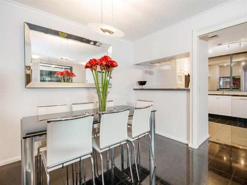 1/2 Goodwin Street, Kangaroo Point QLD 4169