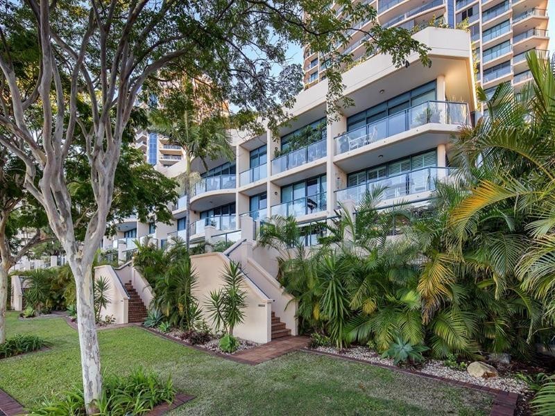 1/2 Goodwin Street, Kangaroo Point QLD 4169