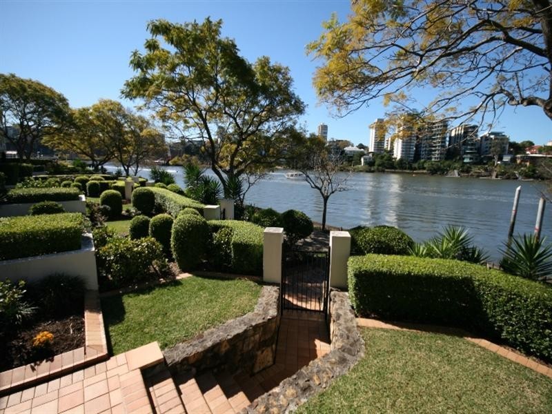 50 Rotherham Street, Kangaroo Point QLD 4169