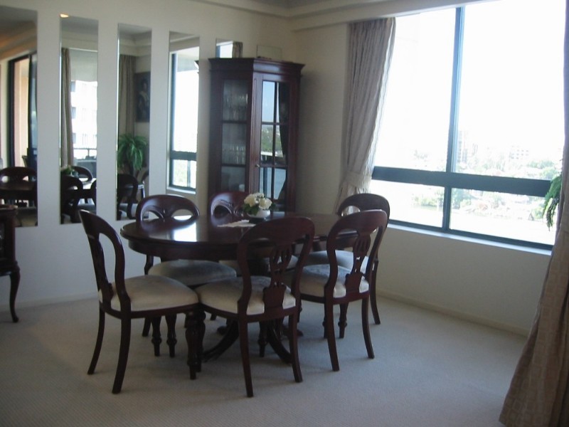 55 Darragh Street, Kangaroo Point QLD 4169