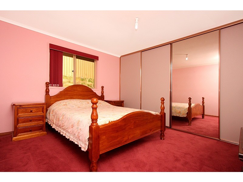 90 Highfield Drive, Hillbank SA 5112