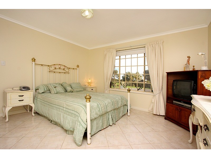 12 Cobblestone Close, Gulfview Heights SA 5096