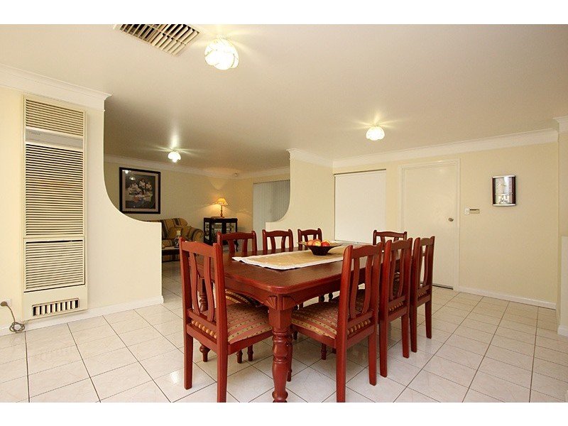 12 Cobblestone Close, Gulfview Heights SA 5096