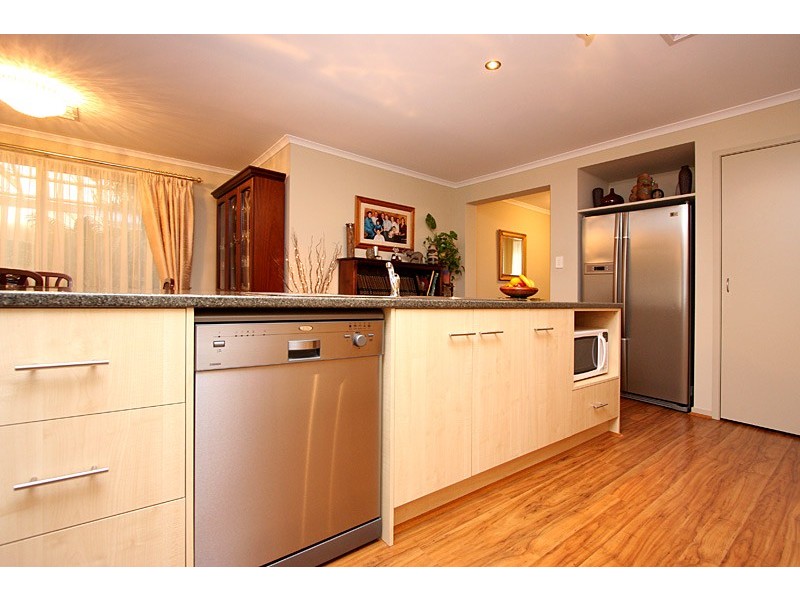 7 Navigator Parade, Smithfield SA 5114