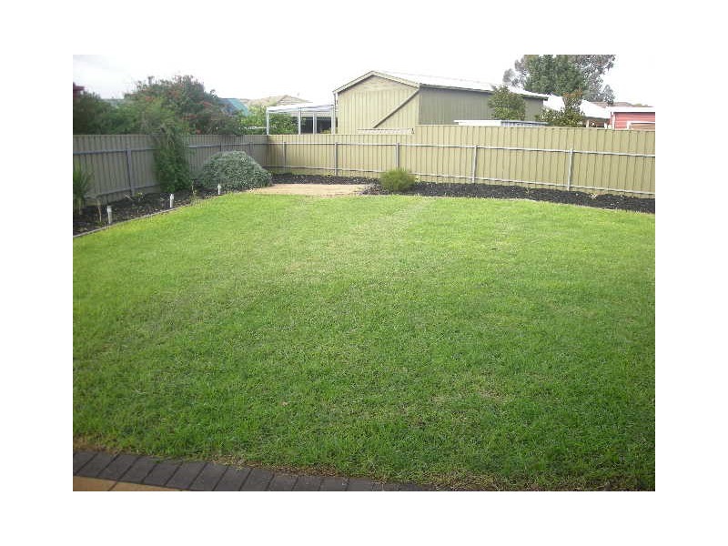 10 Mc Inerney Court, Andrews Farm SA 5114