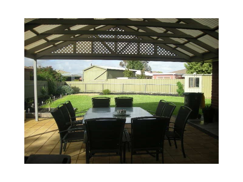 10 Mc Inerney Court, Andrews Farm SA 5114