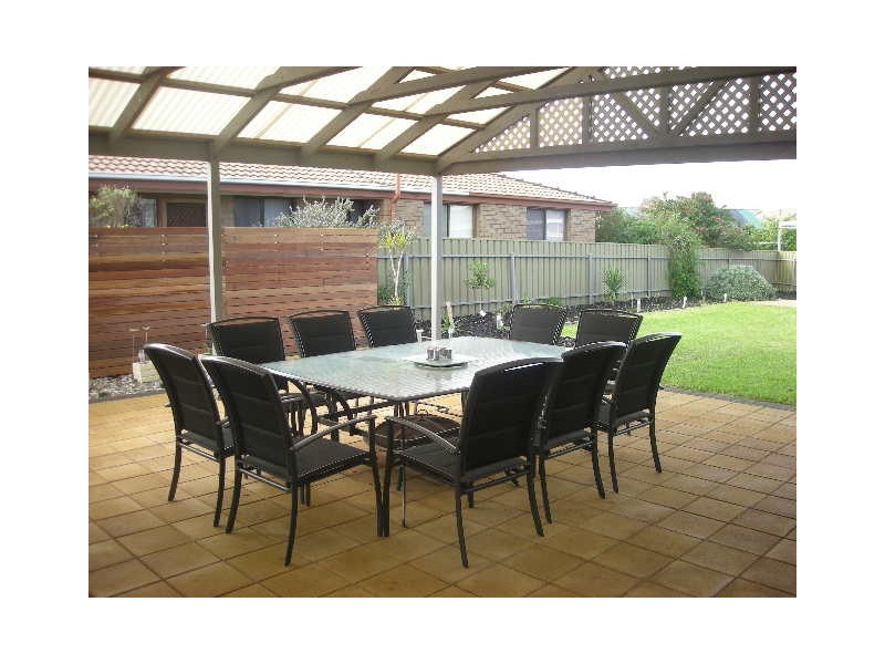 10 Mc Inerney Court, Andrews Farm SA 5114