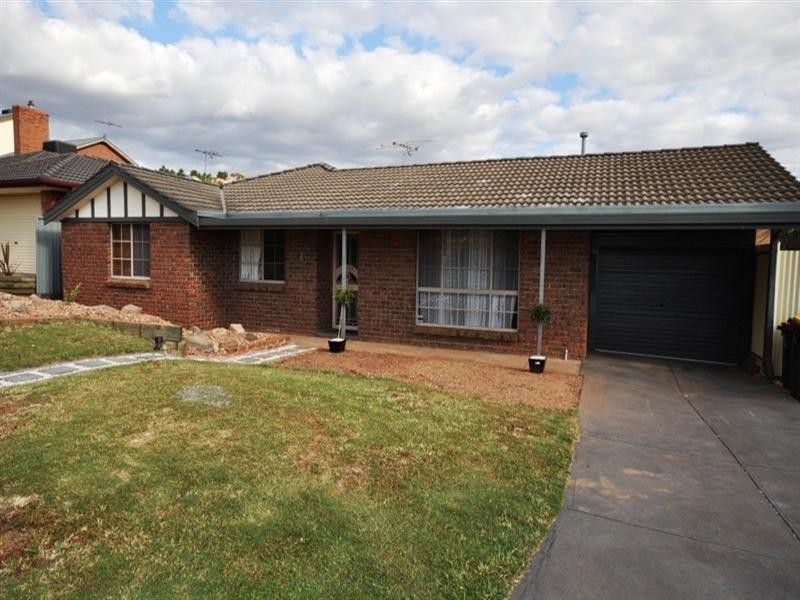 9 Dimasi Court, Hillbank SA 5112