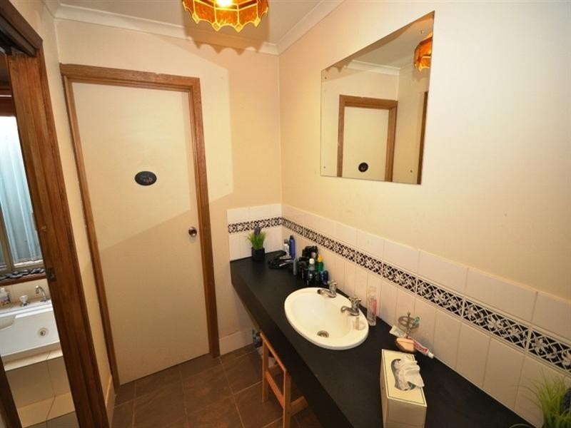 9 Dimasi Court, Hillbank SA 5112