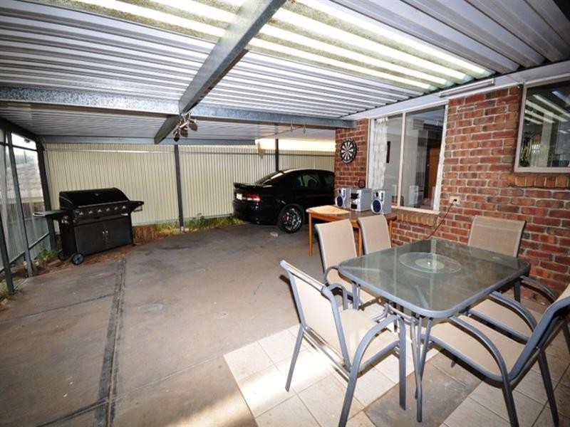 9 Dimasi Court, Hillbank SA 5112