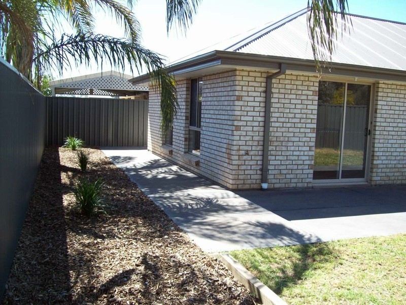 21 Hamra Drive, Smithfield SA 5114