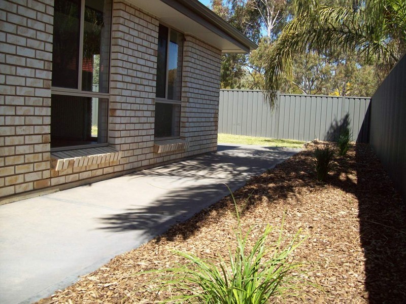 21 Hamra Drive, Smithfield SA 5114