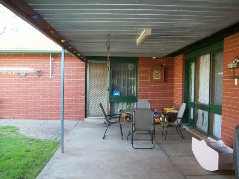 37 Morialta Drive, Smithfield SA 5114