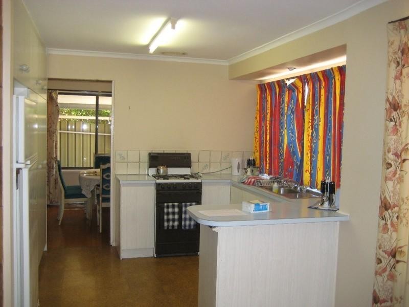 43 Nilpena Court, Craigmore SA 5114