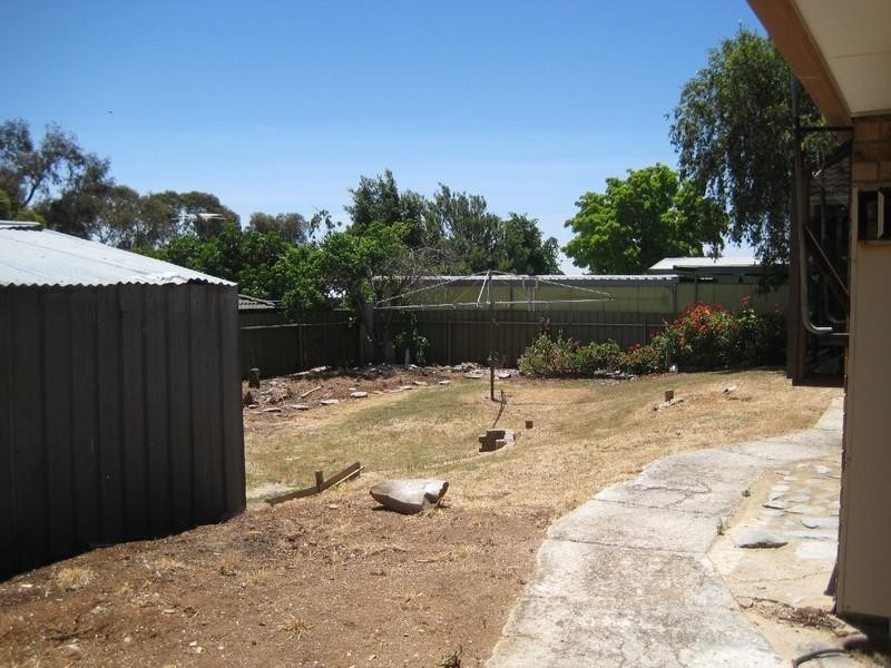 43 Nilpena Court, Craigmore SA 5114