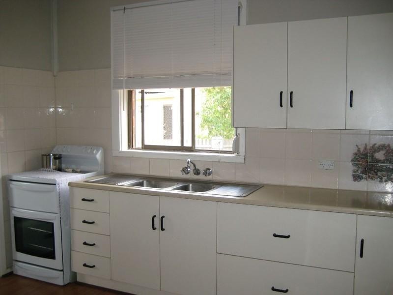 25 Hanson Road, Elizabeth Downs SA 5113