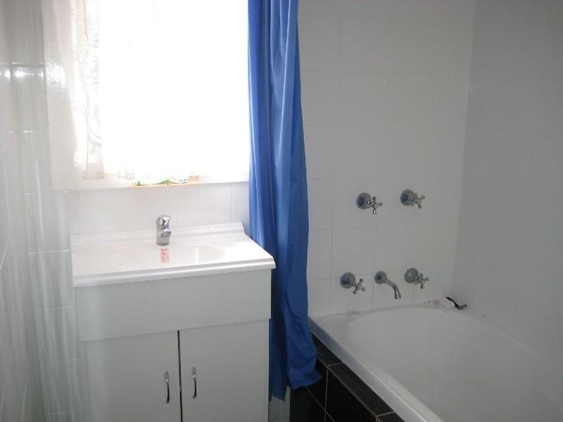 25 Hanson Road, Elizabeth Downs SA 5113