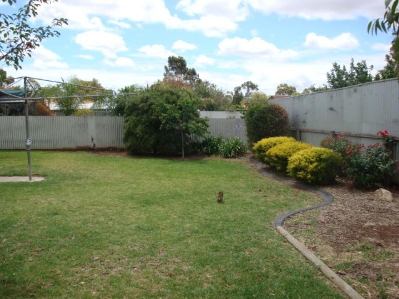 12 Hughes Court, Elizabeth East SA 5112