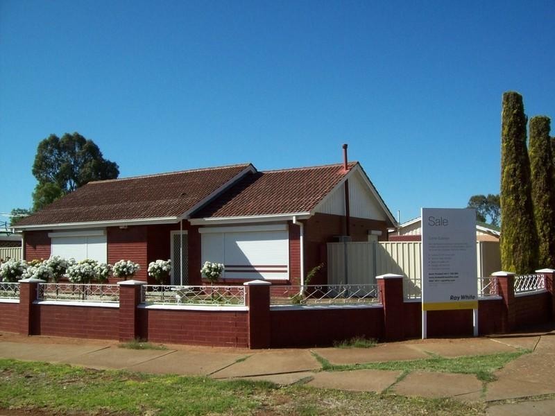 2 Crabb Road, Smithfield Plains SA 5114