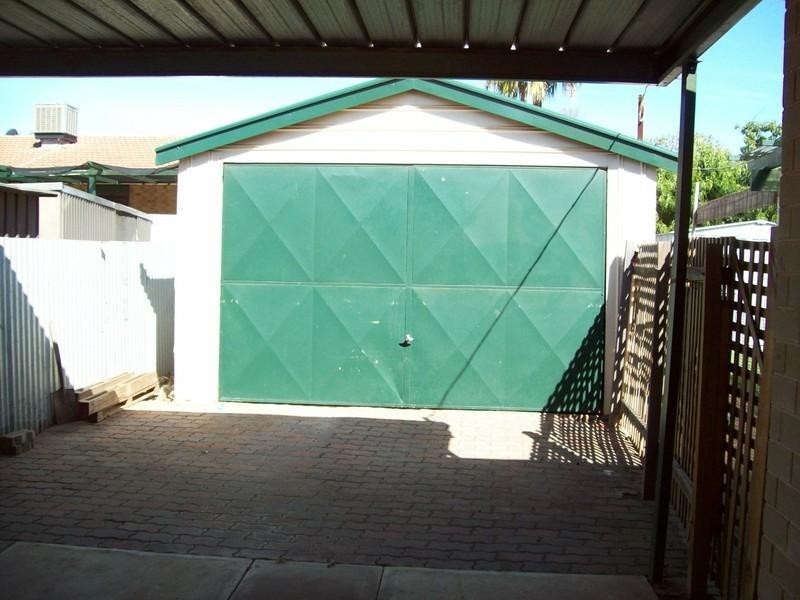 10 Noora Crescent, Munno Para SA 5115