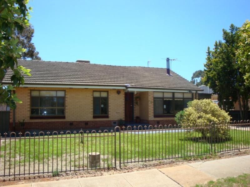 9 Gayland Road, Elizabeth Downs SA 5113