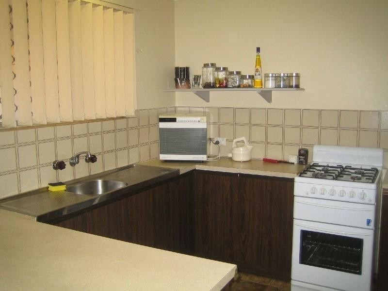 10 Bond Avenue, Burton SA 5110