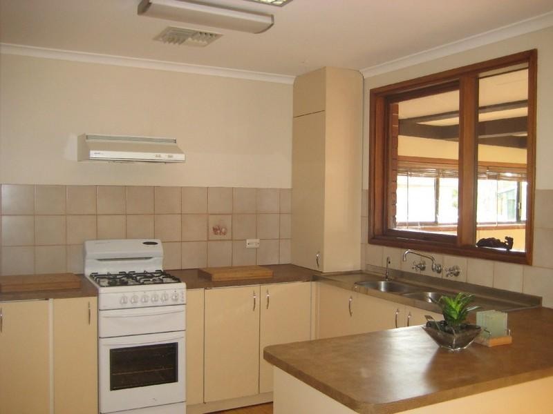 37 Paginton Crescent, Elizabeth East SA 5112