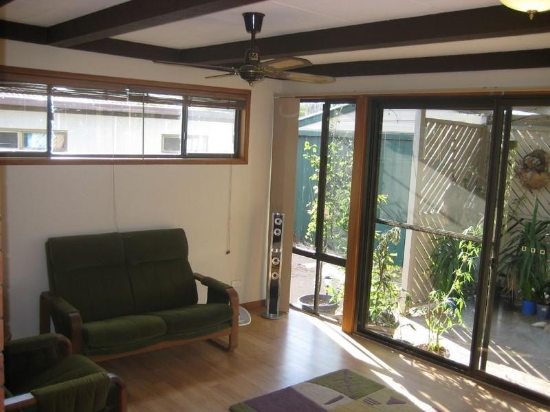 37 Paginton Crescent, Elizabeth East SA 5112