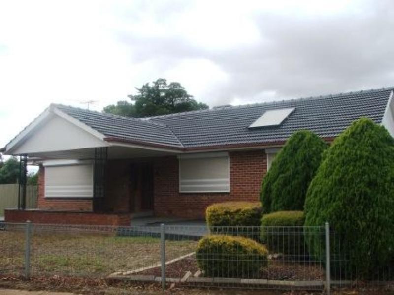 58 HAMBLYNN Road, Elizabeth Downs SA 5113