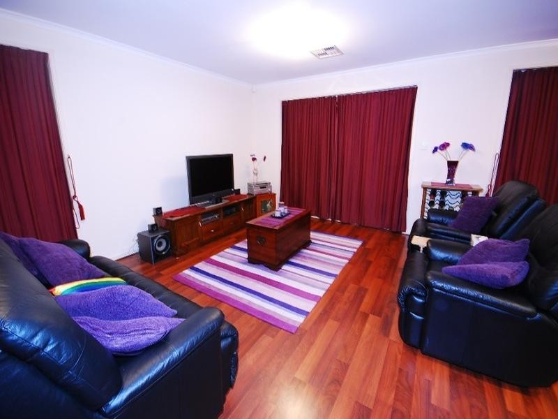 100 President Avenue, Andrews Farm SA 5114