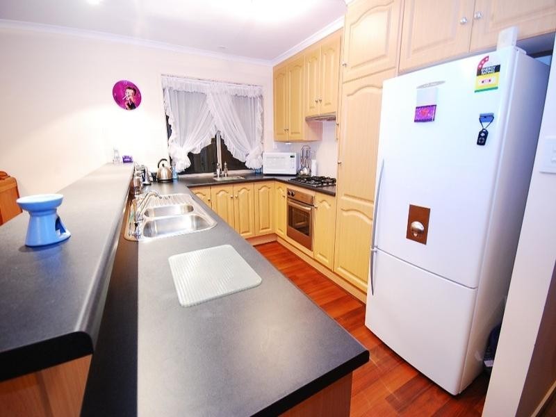 100 President Avenue, Andrews Farm SA 5114