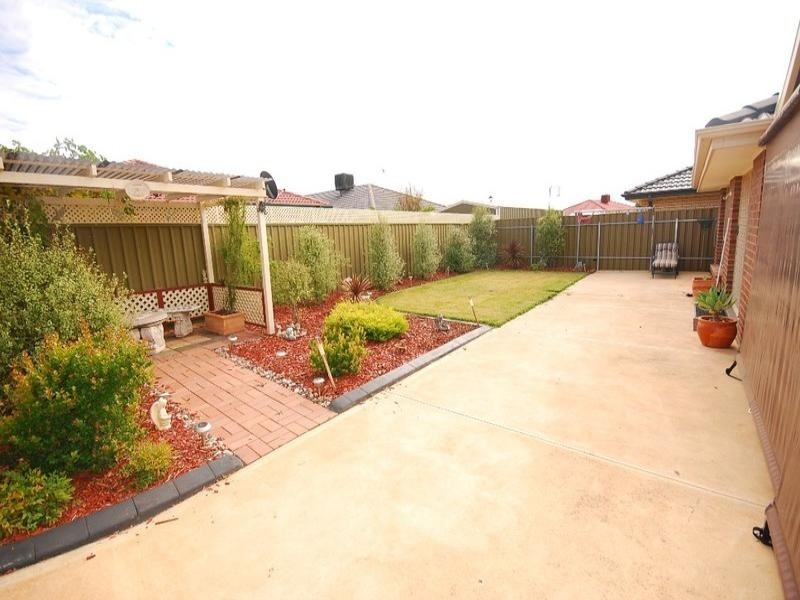 100 President Avenue, Andrews Farm SA 5114