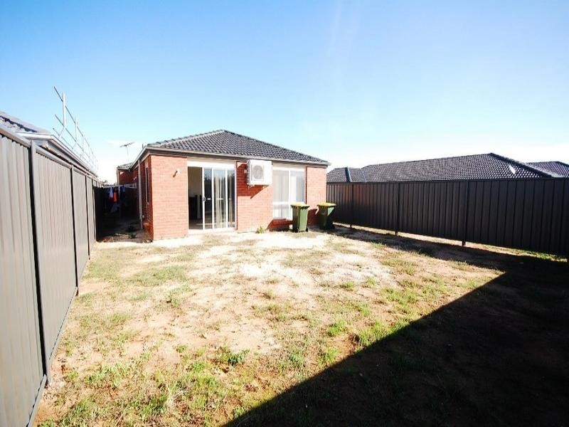 25 Monterey Drive, Munno Para West SA 5115
