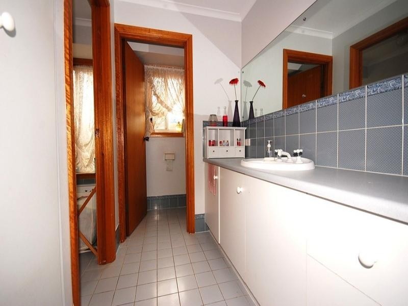 23 Honeysuckle Drive, Hillbank SA 5112