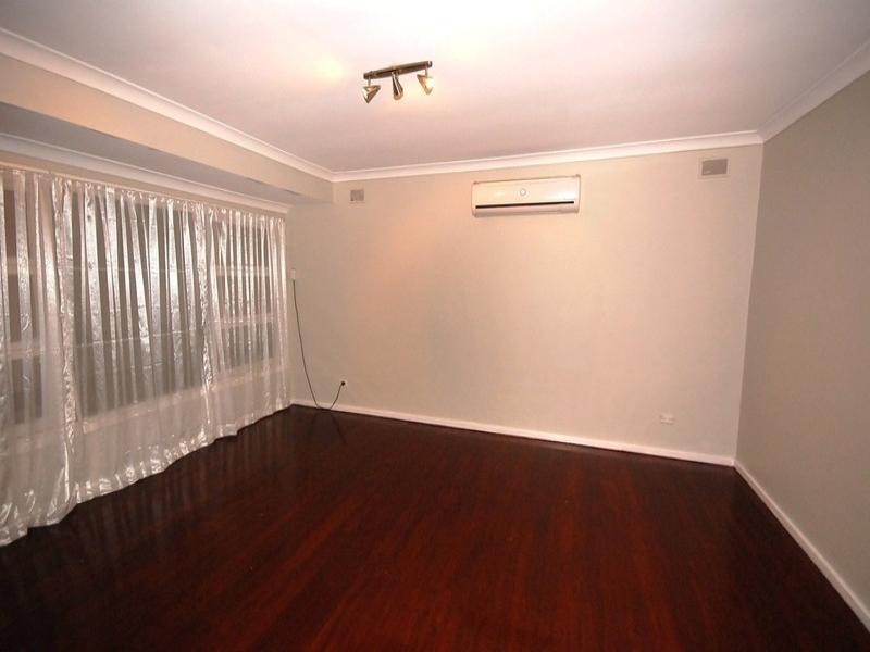 16 Haldane Street, Elizabeth Downs SA 5113