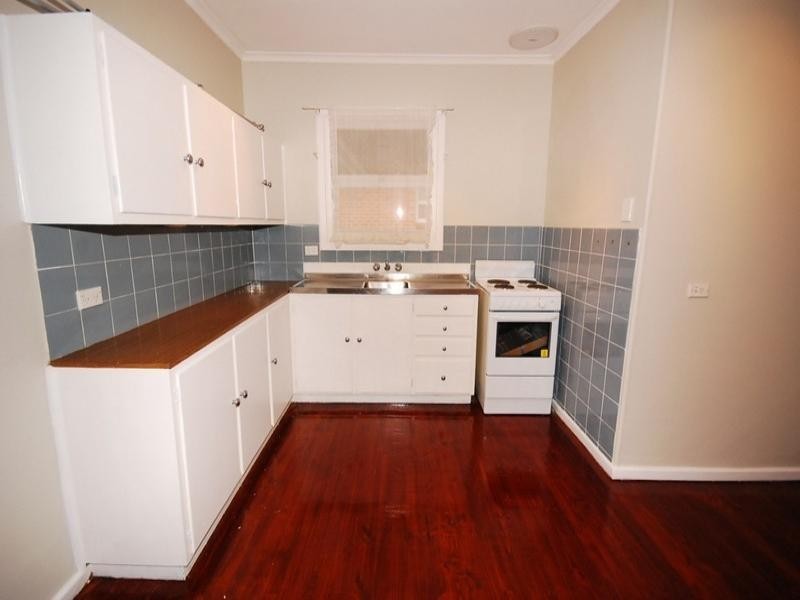 16 Haldane Street, Elizabeth Downs SA 5113