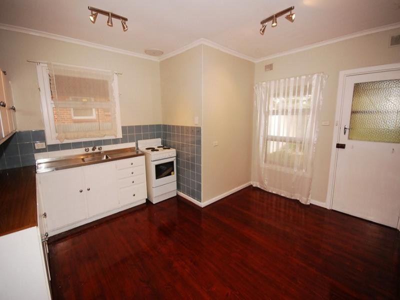 16 Haldane Street, Elizabeth Downs SA 5113