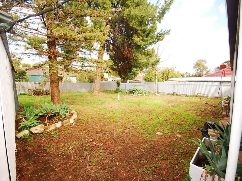 16 Haldane Street, Elizabeth Downs SA 5113
