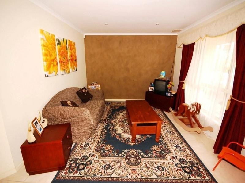 1 Landseer Court, Hillbank SA 5112