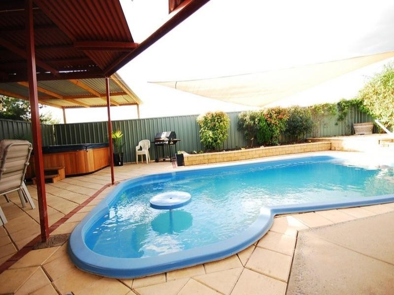 1 Landseer Court, Hillbank SA 5112