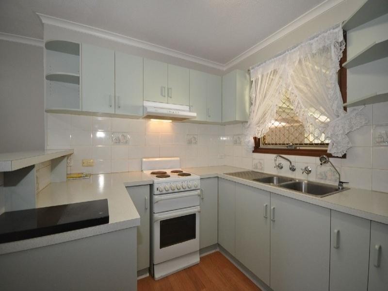 6 McCullogh Street, Elizabeth Downs SA 5113